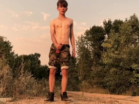Teenager jerking off his 9 inches / huge veiny cock / hot